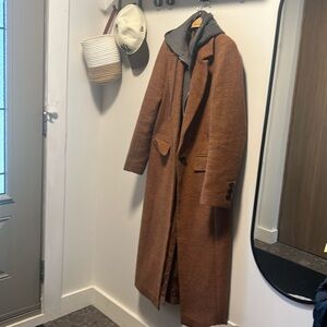 Long camel coat with removable hood